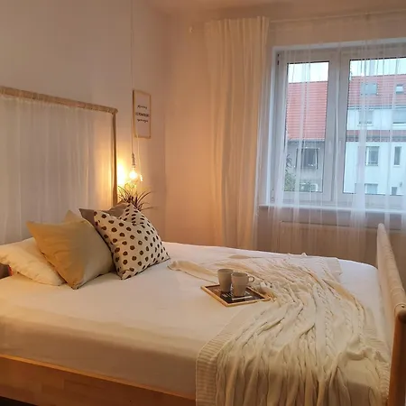 Urocze Mieszkanie Przy Skwerku Appartement Gdańsk
